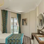 فندق Kleopatra Blue Hawai ألانيا