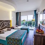 Kleopatra Blue Hawai ألانيا