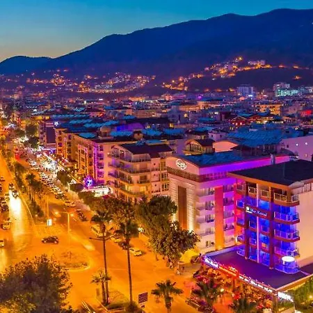 Kleopatra Blue Hawai Szálloda Alanya